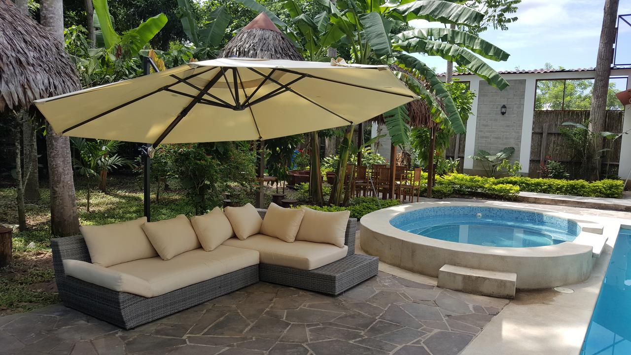 La Floresta Tarapoto Hostal Exterior photo