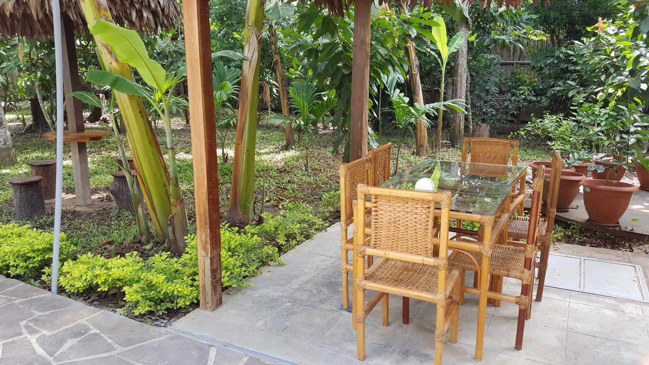 La Floresta Tarapoto Hostal Exterior photo
